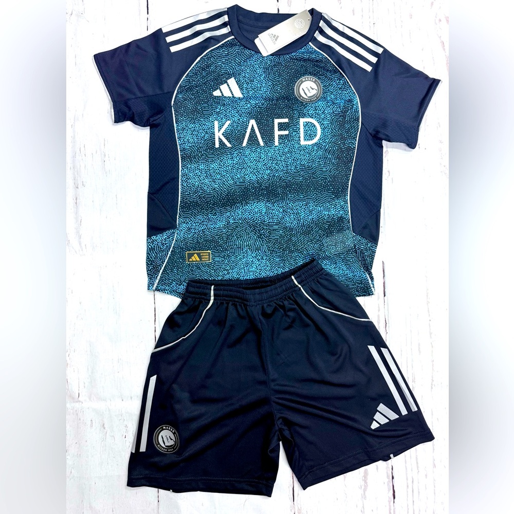 Youth Ronaldo Jersey Kit (Jersey + Shorts) Kids Set Toddler X-Small (22) 5-6T